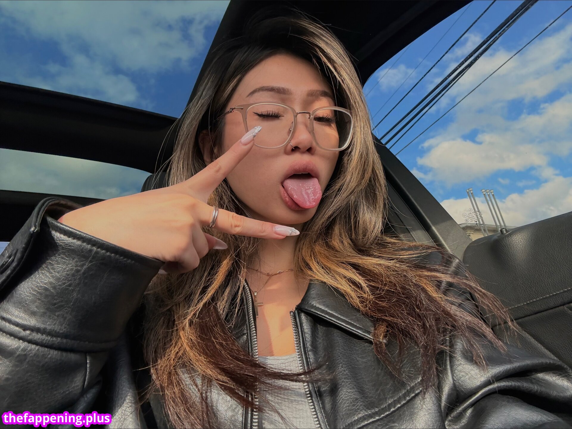 fionalinnn / lluvfifii Çıplak OnlyFans Fotoğrafı #2