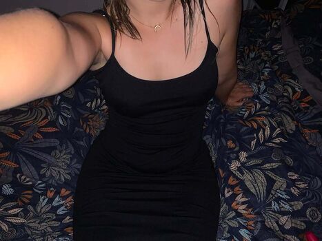 Full leaked Lo dmgt private onlyfans photo