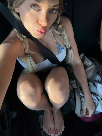 Full leaked Loeni hadi private onlyfans photo