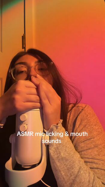 Full leaked Lofiluvasmr private onlyfans photo