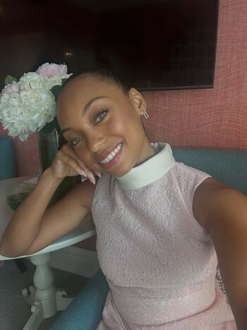 Full leaked Logan browning private onlyfans photo