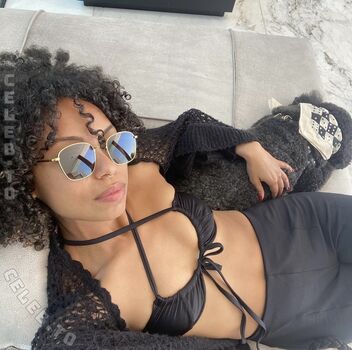 Full leaked Logan browning page private onlyfans photo