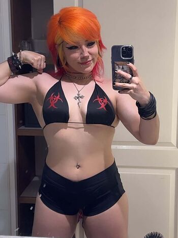 Full leaked Loidacortez geek private onlyfans photo