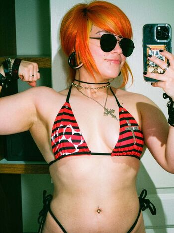 Full leaked Loidacortez geek private onlyfans photo
