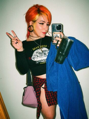 Full leaked Loidacortez geek private onlyfans photo