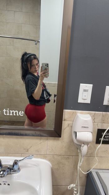 Full leaked Lola p private onlyfans photo