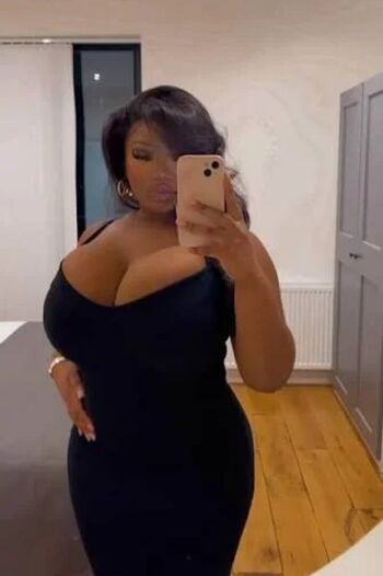 Full leaked Lola tasie private onlyfans photo
