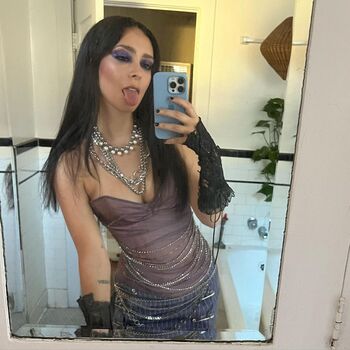 Full leaked Lolo private onlyfans photo