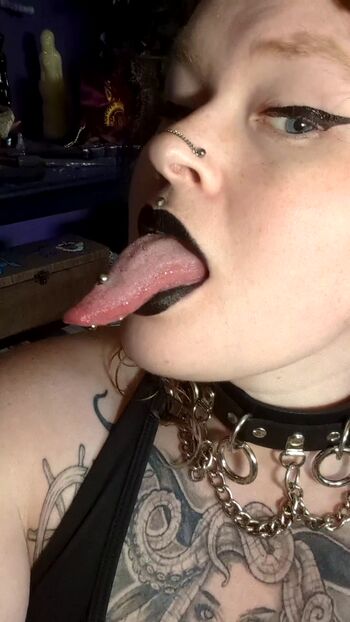 Long Tongue Fetish