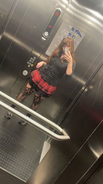 Full leaked Loobytunes page private onlyfans photo