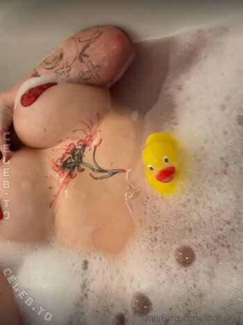 Full leaked Loonakia private onlyfans photo