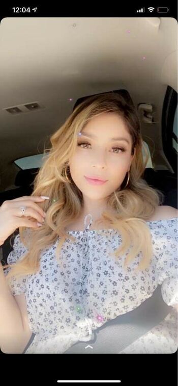 Full leaked Loovee seeniaa private onlyfans photo