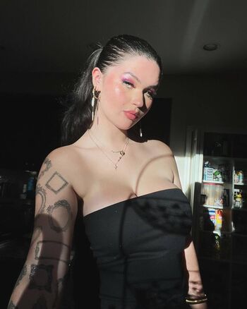 Full leaked Lordofthymilkys private onlyfans photo