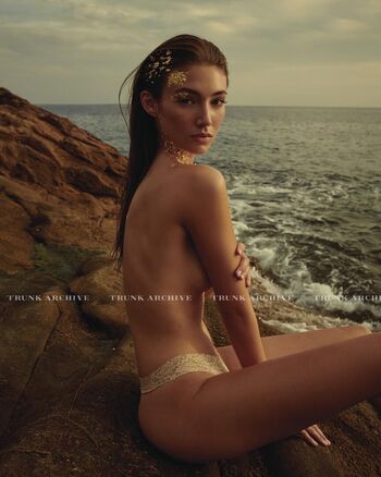 Full leaked Lorenarae private onlyfans photo