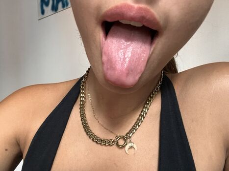 Full leaked Louannvecchia private onlyfans photo