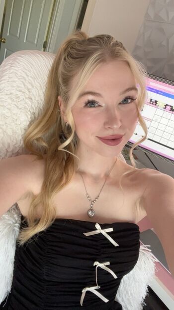Full leaked Loveabilities private onlyfans photo