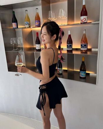 Full leaked Lovelyjoohee page private onlyfans photo