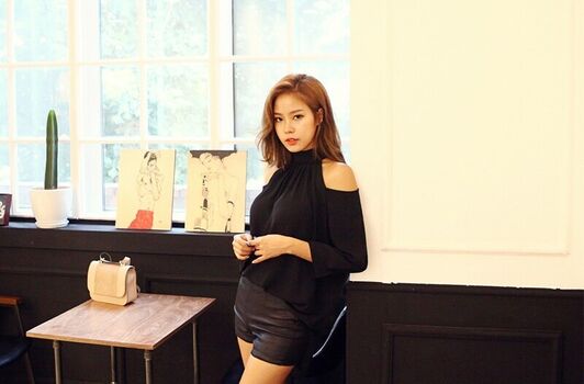 Full leaked Lovelyjoohee page private onlyfans photo