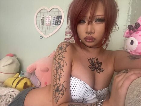 Full leaked Lovemeize private onlyfans photo