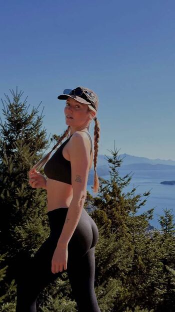 Full leaked Lovemiller private onlyfans photo