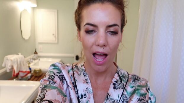 Full leaked Lovesweatfitness private onlyfans photo