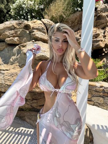 Full leaked Luana vjollca private onlyfans photo