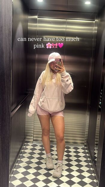 Full leaked Luceoliviaxo private onlyfans photo