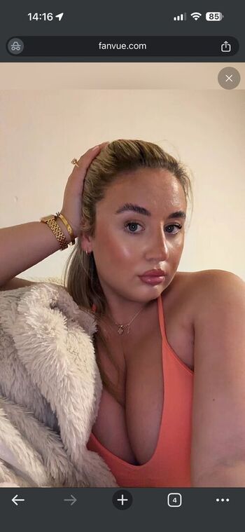 Full leaked Lucy fairwyn private onlyfans photo