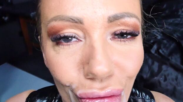 Lucy Zara