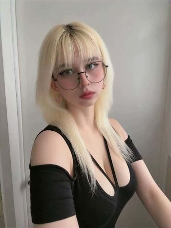 Full leaked Lulys private onlyfans photo