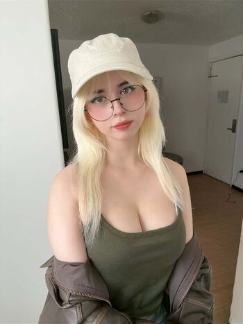 Full leaked Lulys private onlyfans photo