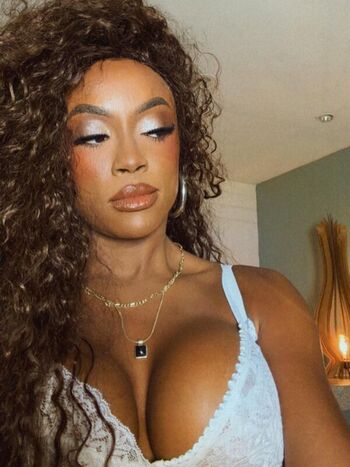 Full leaked Lumena aleluia private onlyfans photo