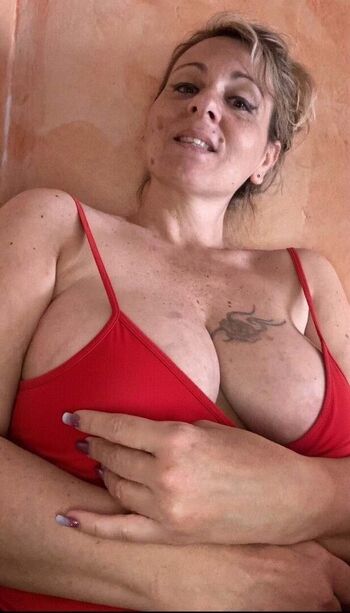 Full leaked Luna green private onlyfans photo