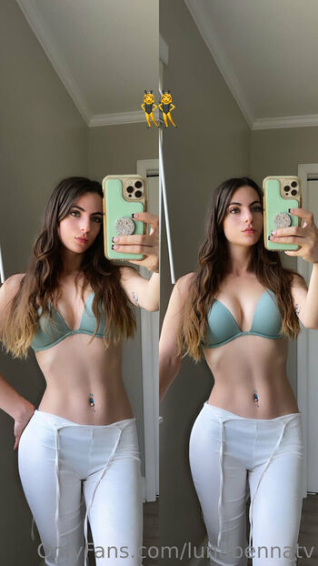 Full leaked Lunabennatv private onlyfans photo