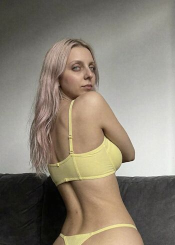 Full leaked Lunacantsee private onlyfans photo