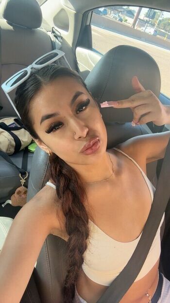Full leaked Lunapalacios private onlyfans photo
