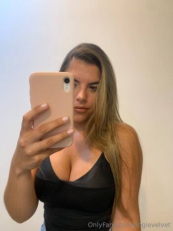 Full leaked Lunapalmer private onlyfans photo