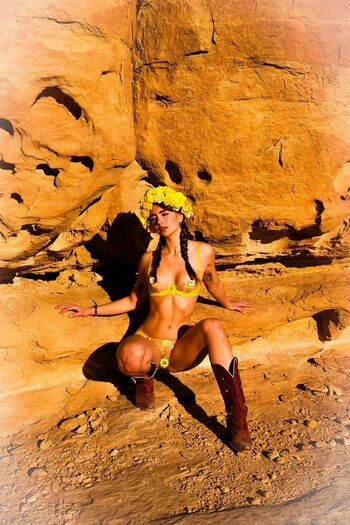 Full leaked Lunchbaglujan  page private onlyfans photo