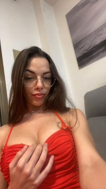 Full leaked Luof private onlyfans photo