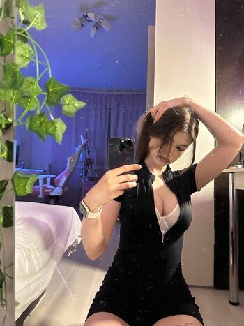 Full leaked Lushlexi private onlyfans photo