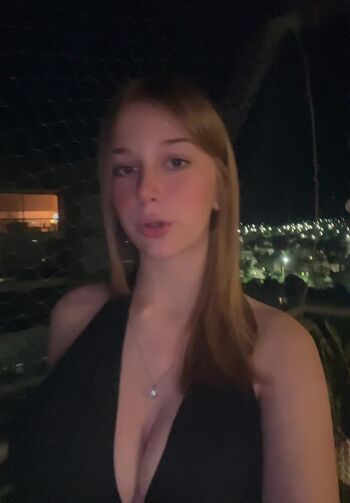 Full leaked Luu dailoff private onlyfans photo