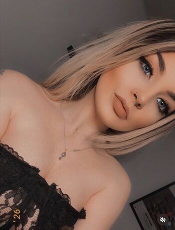 Full leaked Luuucy private onlyfans photo