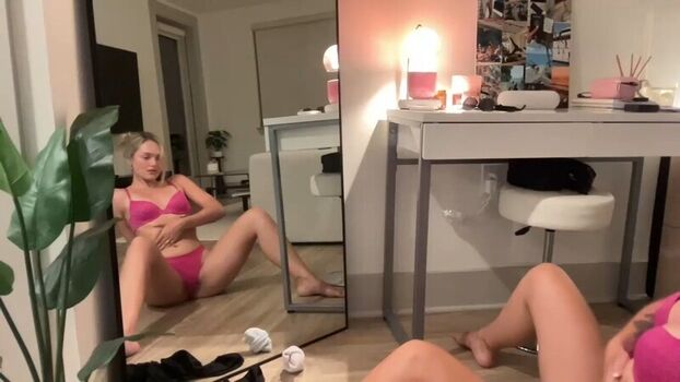 Full leaked Luvaimee private onlyfans photo