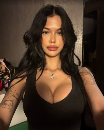 Full leaked Luvstruck  page private onlyfans photo