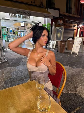 Full leaked Luvstruck private onlyfans photo