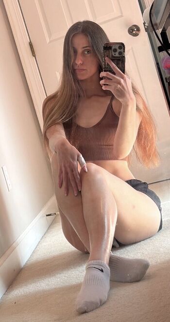 Full leaked Luweazl private onlyfans photo