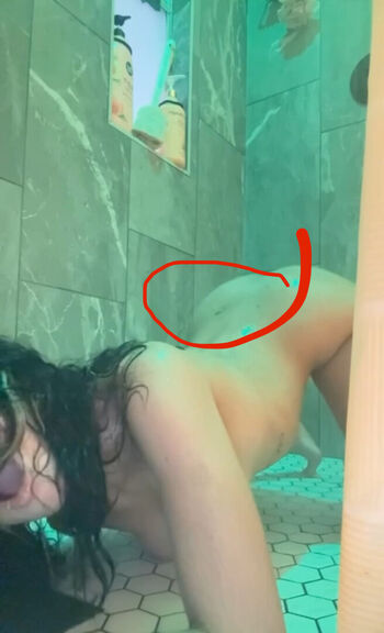 Full leaked Lxna private onlyfans photo