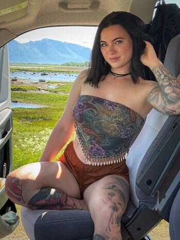 Full leaked Lylou blck private onlyfans photo