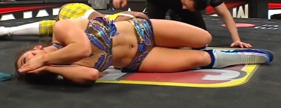 Full leaked Lyra valkyria page private onlyfans photo