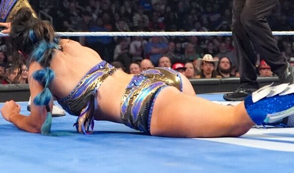 Full leaked Lyra valkyria page private onlyfans photo